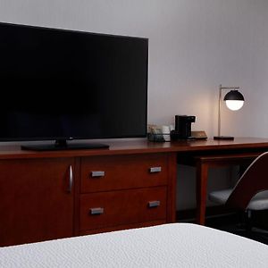 Queen Room Two Queen Beds